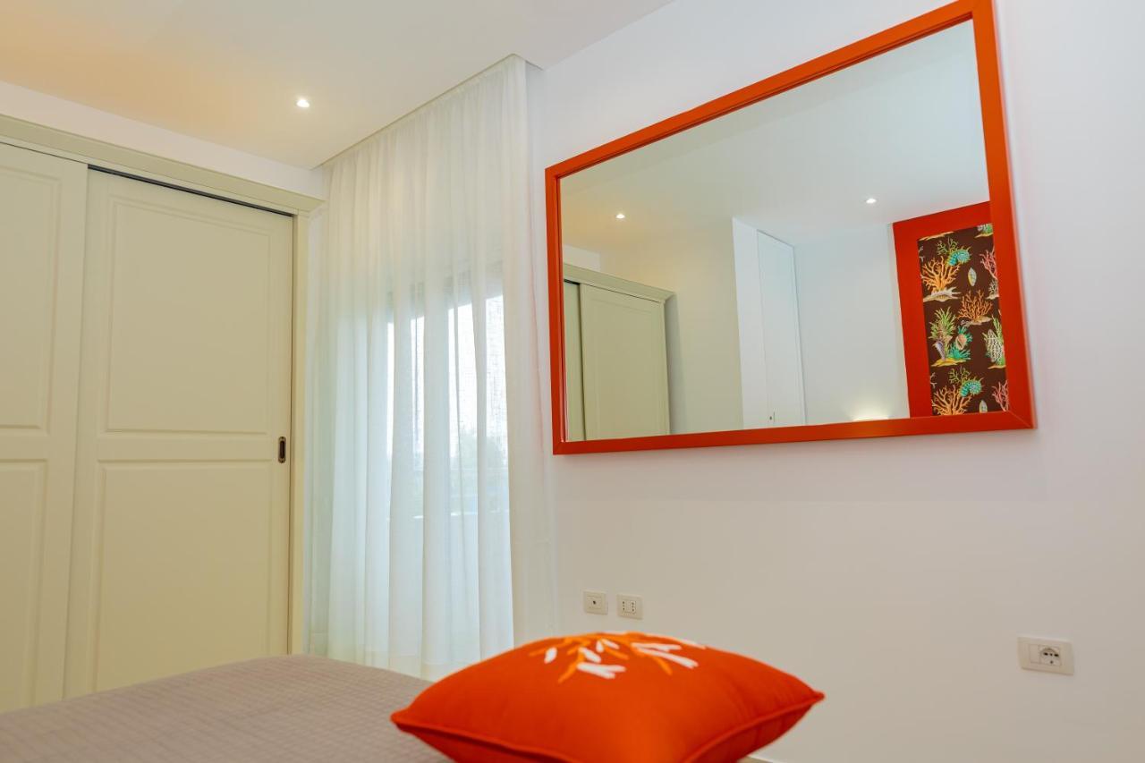Holiday House Solemare Orikum Buitenkant foto